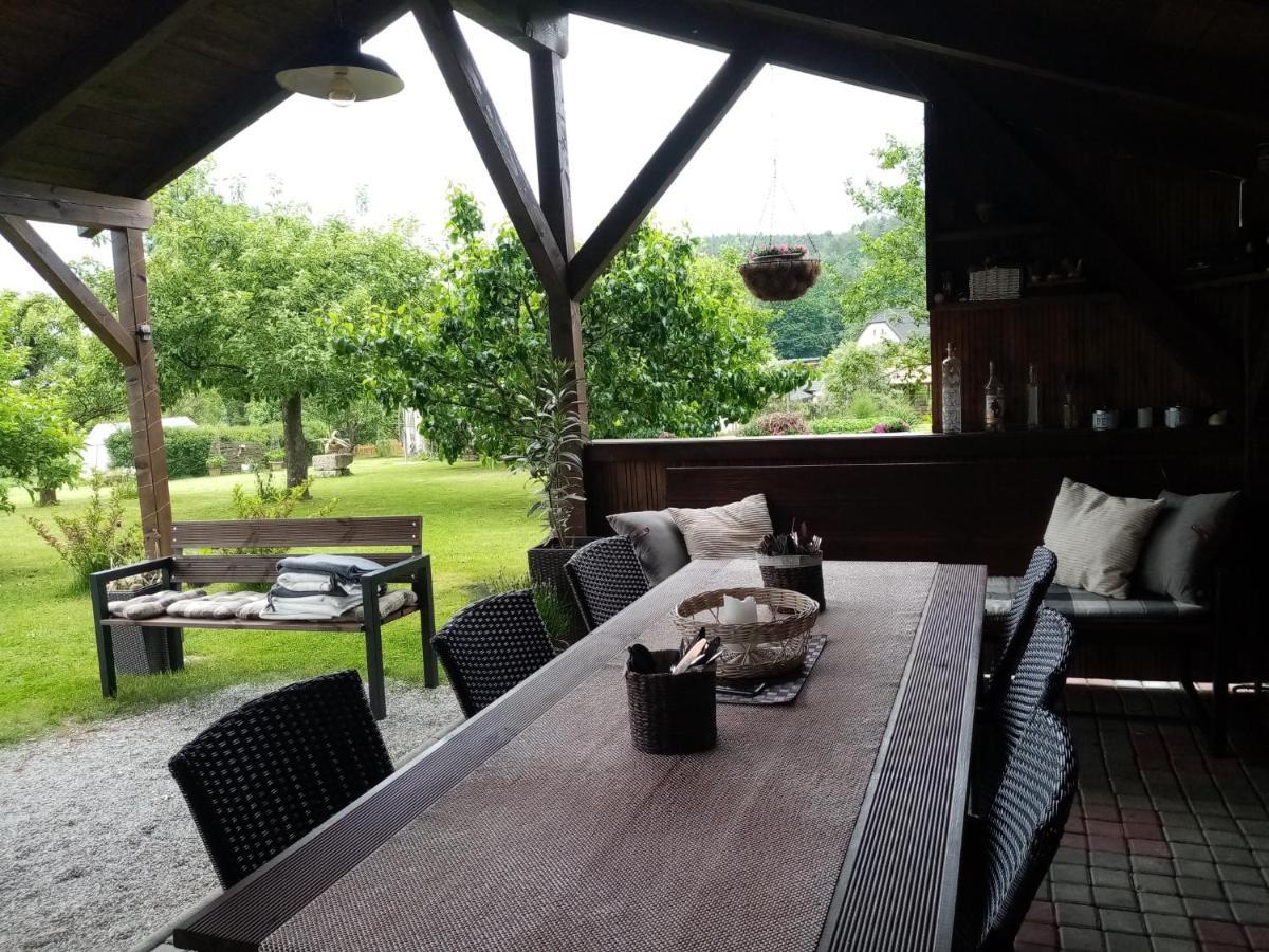 Mija Apartman S Vinnym Sklipkem, Zahradou A Grilem Kájov Kültér fotó