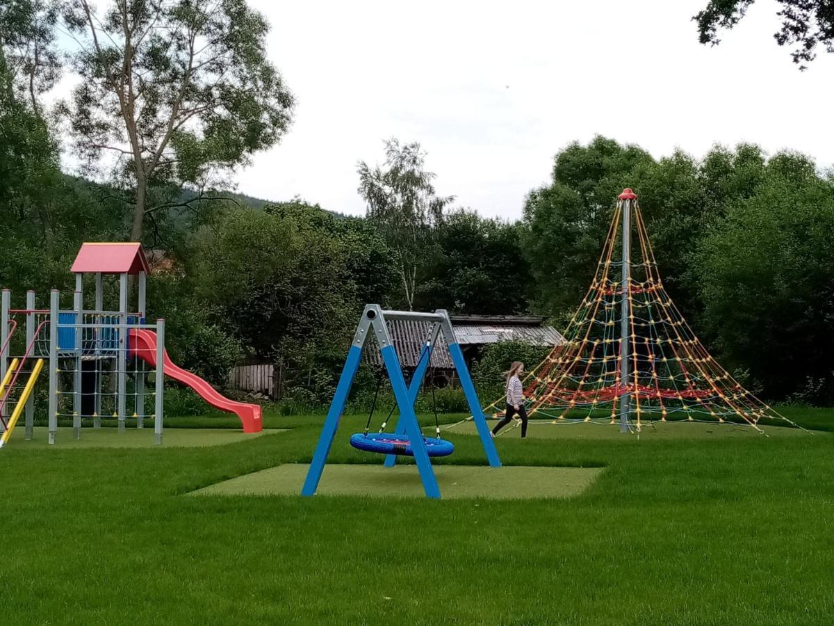 Mija Apartman S Vinnym Sklipkem, Zahradou A Grilem Kájov Kültér fotó