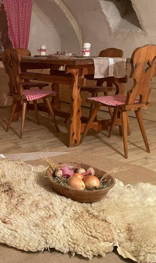 Mija Apartman S Vinnym Sklipkem, Zahradou A Grilem Kájov Kültér fotó