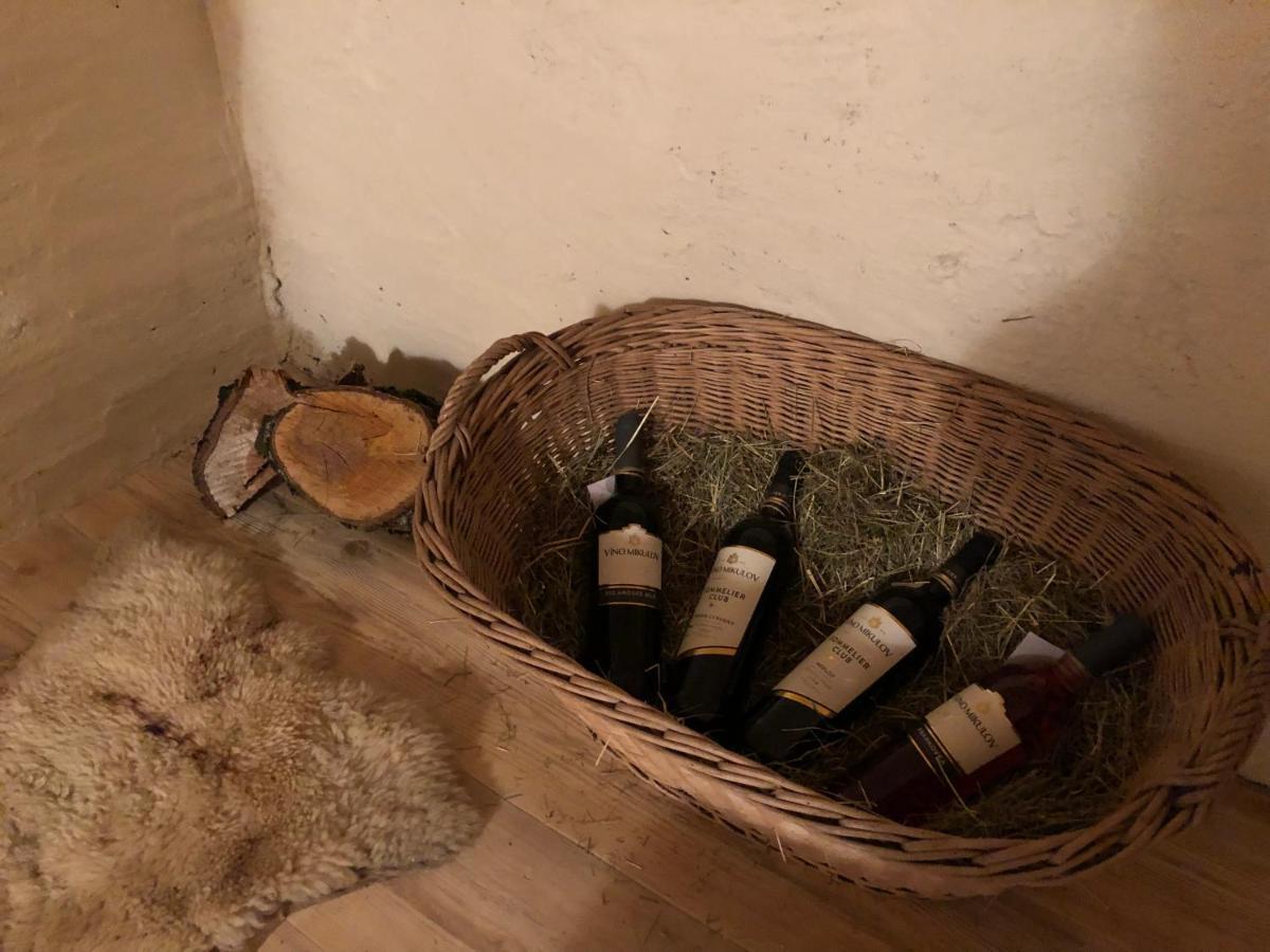 Mija Apartman S Vinnym Sklipkem, Zahradou A Grilem Kájov Kültér fotó