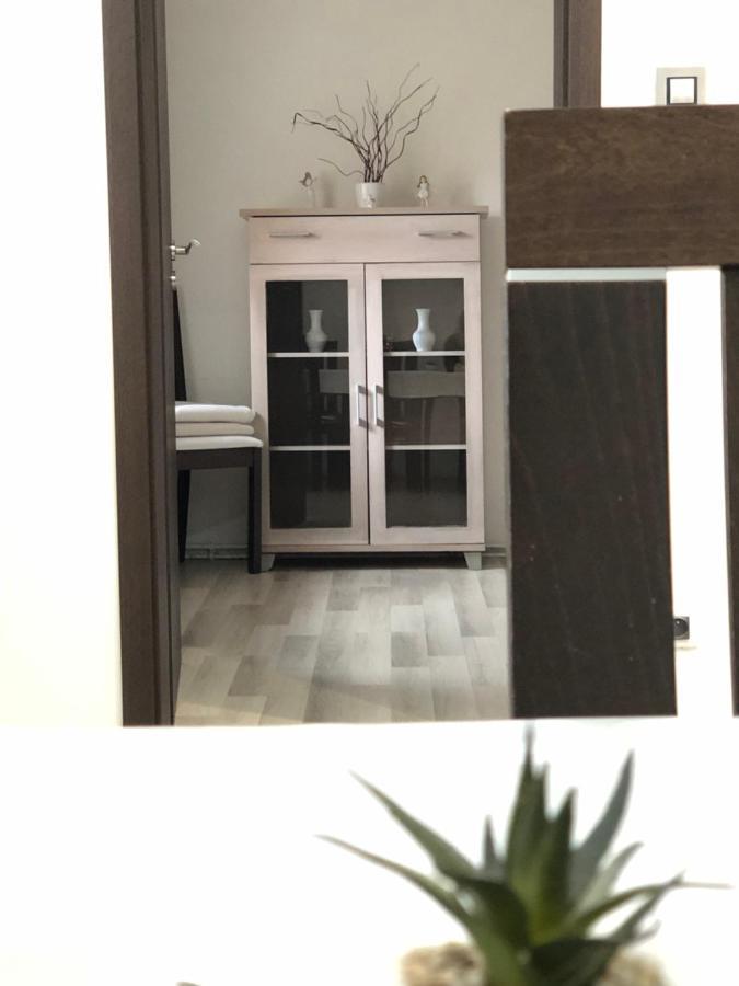 Mija Apartman S Vinnym Sklipkem, Zahradou A Grilem Kájov Kültér fotó
