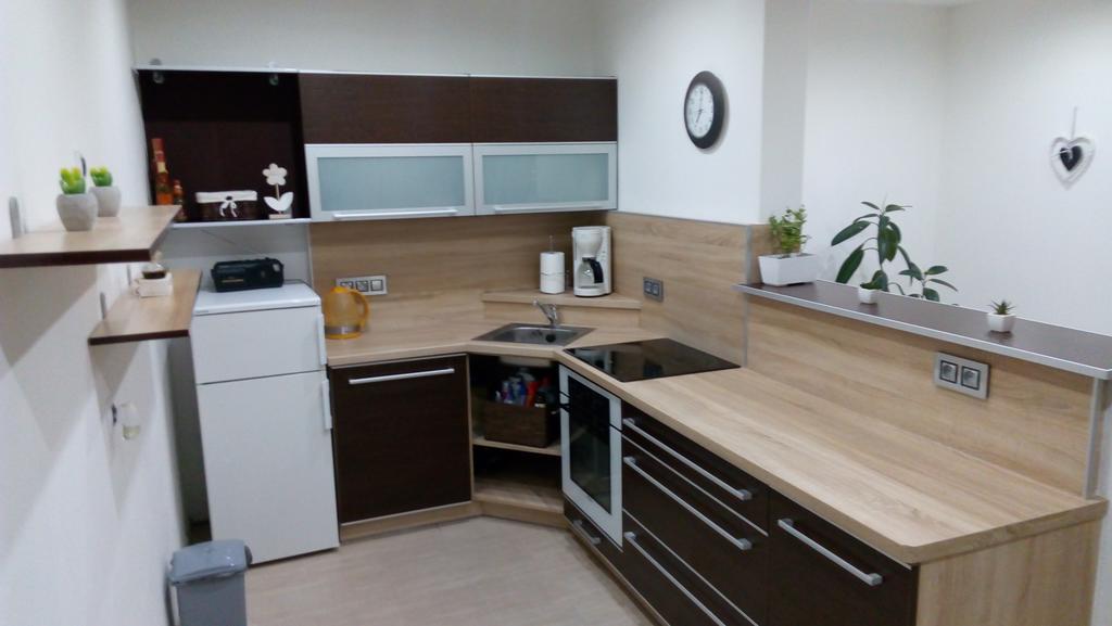 Mija Apartman S Vinnym Sklipkem, Zahradou A Grilem Kájov Kültér fotó